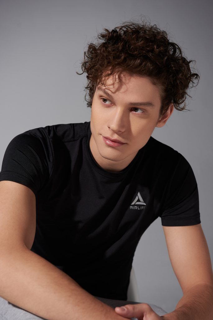 Tom